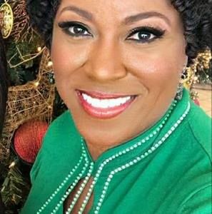 Meet your Posher, Iva